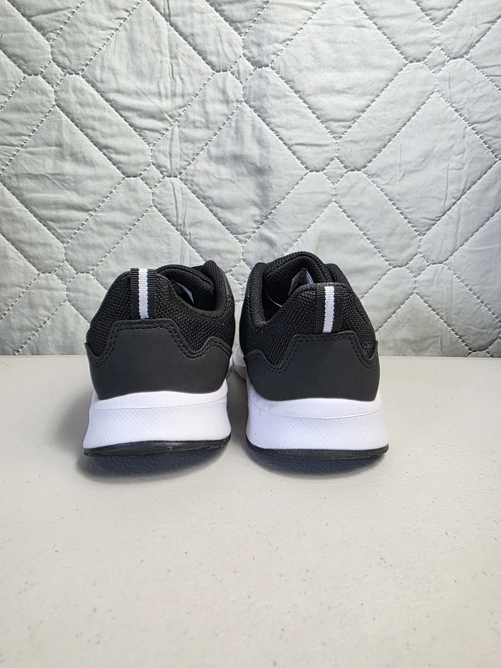 N/A kid black